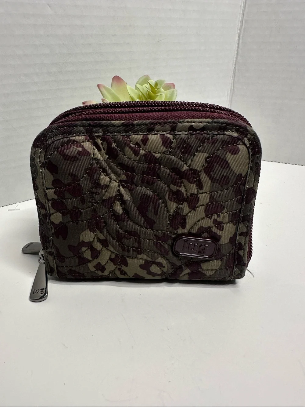 lug Quilted Camo Zip Card Wallet - Olive & Burgundy